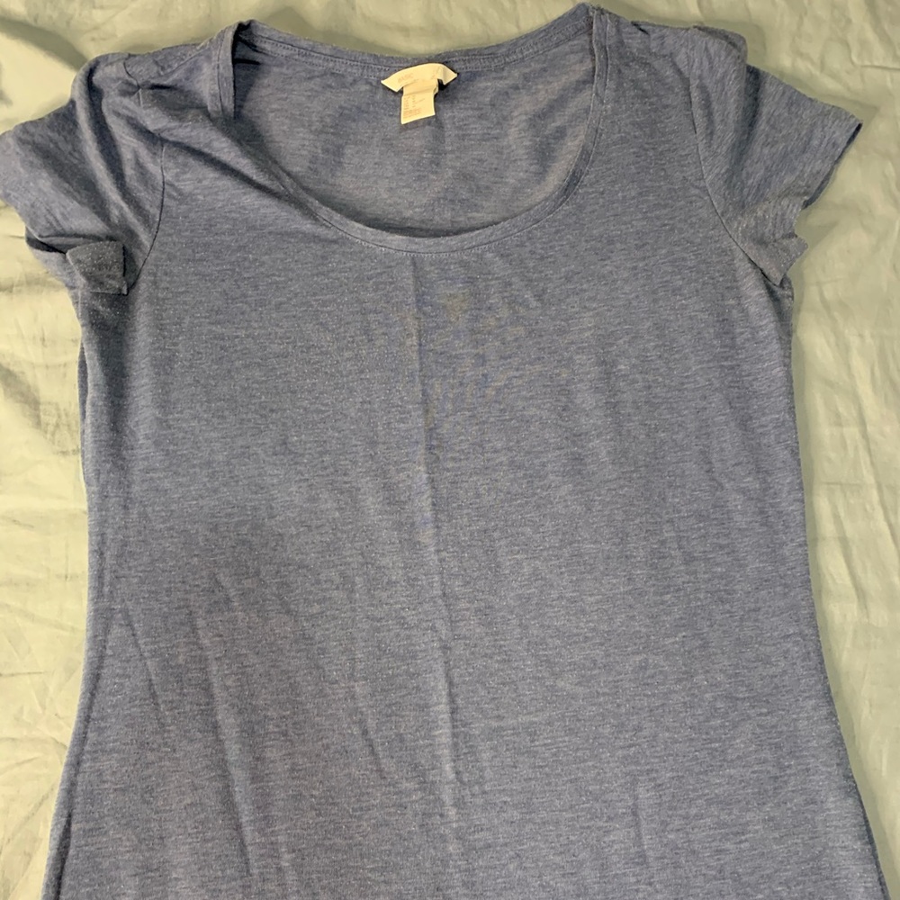 H&M’s Basic Blue T-shirt